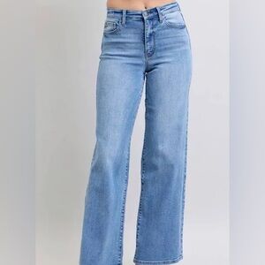 Judy Blue High Rise Wide Leg Jeans Size 26